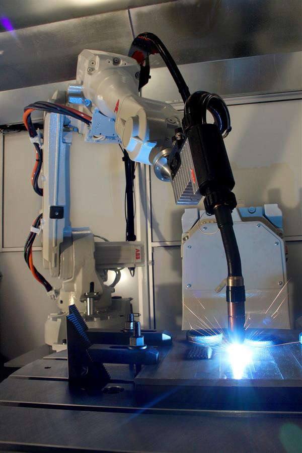 Delcam通過軟件編程控制機器人實現金屬3D打印