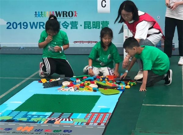2019WRO昆明營(yíng)：千余選手同臺(tái)競(jìng)技，童程童美150多位學(xué)員榮獲大獎(jiǎng)！ 