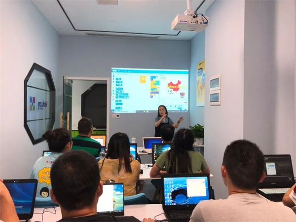 公益助學 | 童程童美發揮編程教學優勢，推動中國教育資源均衡發展 